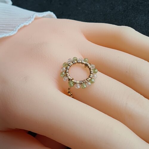 Gemmissime | Bague ajustable acier fait main en pierres naturelles | Ronde de gemmes Péridot et Cristal de roche