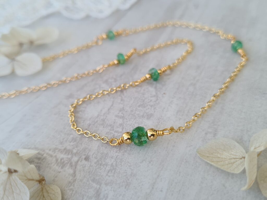 Gemmissime | Collier fait-main en pierres naturelles | Emeraude Pierre de naissance mai
