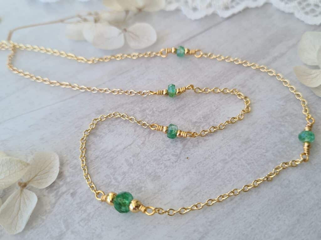 Gemmissime | Collier fait-main en pierres naturelles | Emeraude Pierre de naissance mai
