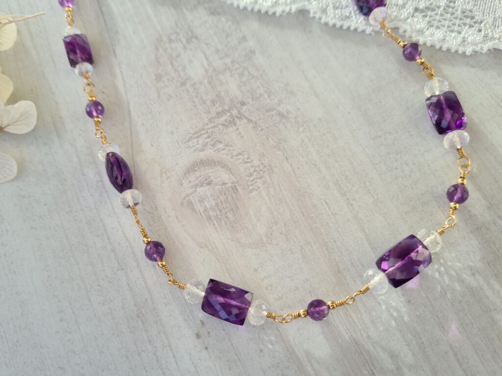 Gemmissime | Collier fait-main en pierres naturelles | Améthyste africaine