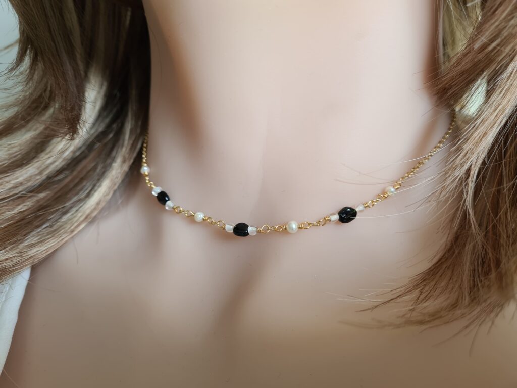 Gemmissime | Collier fait main en pierres naturelles | Tourmaline noire Perle Cristal de roche