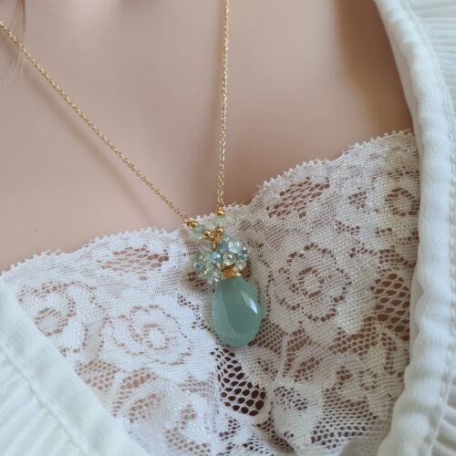 Gemmissime | Collier fait-main avec pendentif en pierres naturelles | Aigue-marine et béryls multicolores