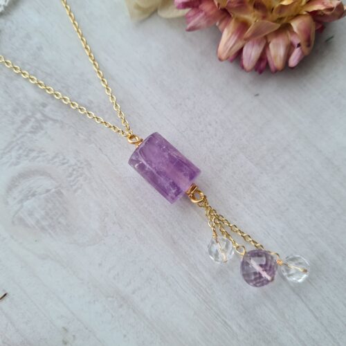 Gemmissime | Collier fait-main avec pendentif en pierres naturelles | Améthyste du Brésil et Cristal de roche