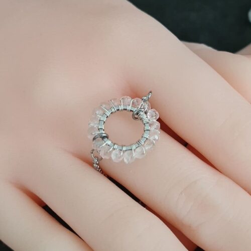 Gemmissime | Bague acier inoxydable Apatite ajustable fait main en pierres naturelles Quartz Rose | Ronde de Gemmes | Rose pastel