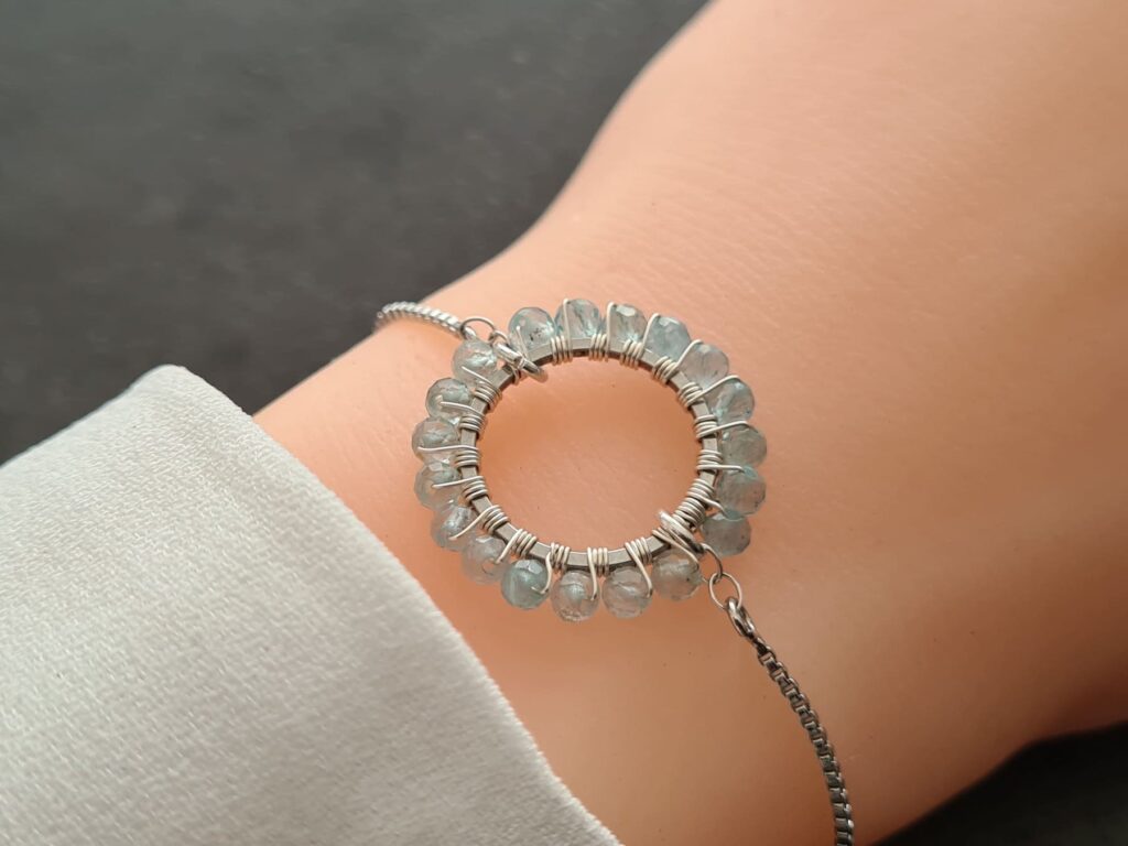 Gemmissime | Bracelet Apatite ajustable fait main en pierres naturelles | Ronde de Gemmes | Apatite Bleu pastel