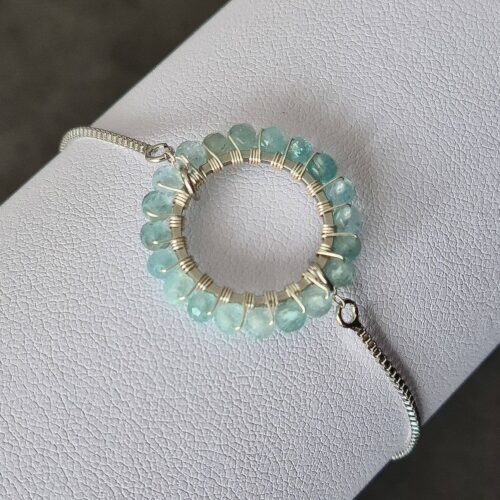 Gemmissime | Bracelet Apatite ajustable fait main en pierres naturelles | Ronde de Gemmes | Apatite Bleu pastel