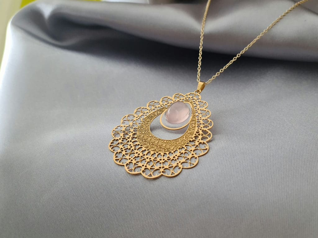 Gemmissime | Collier Pendentif Filigrane Quartz Rose en acier inoxydable