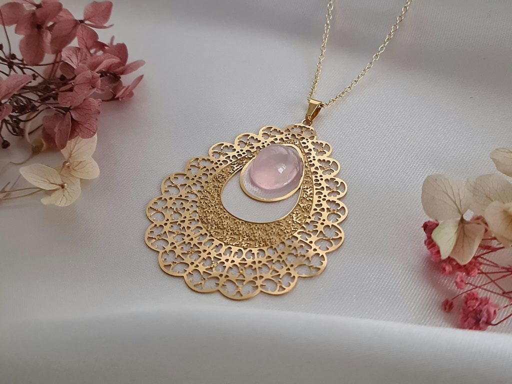 Gemmissime | Collier Pendentif Filigrane Quartz Rose en acier inoxydable