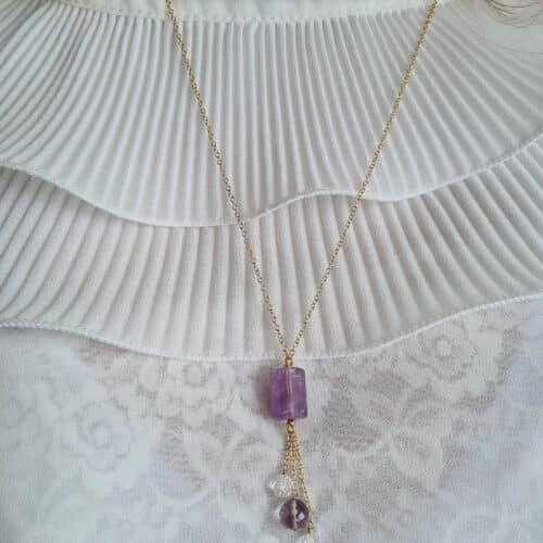 Gemmissime | Collier fait main avec pendentif en pierres naturelles | Pendentif Améthyste du Brésil et Cristal de roche