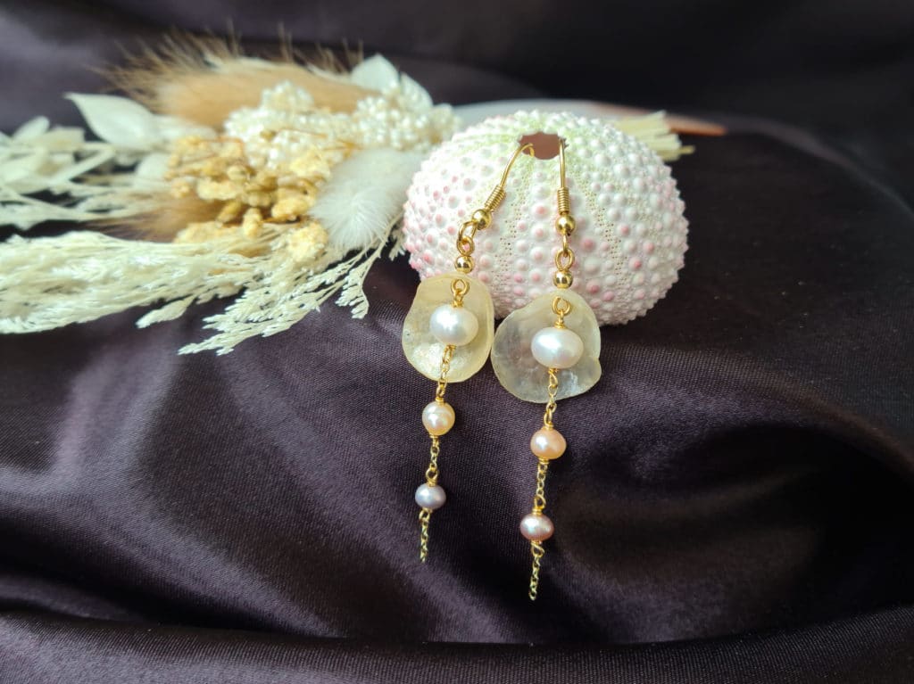 Gemmissime | Paire de Boucles d'oreille pendantes Coquillage véritable et Perles de culture